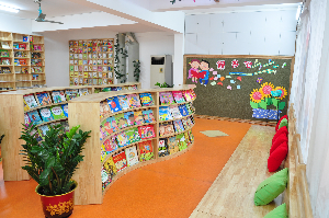 16 亲子阅览室.JPG